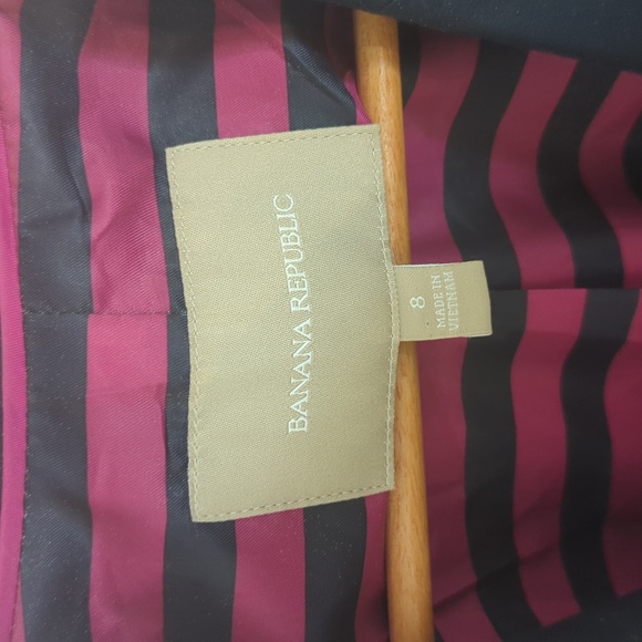 🧡 Banana Republic blazer, size 8, navy blue - Picture 2 of 4